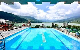 Adam Hotel